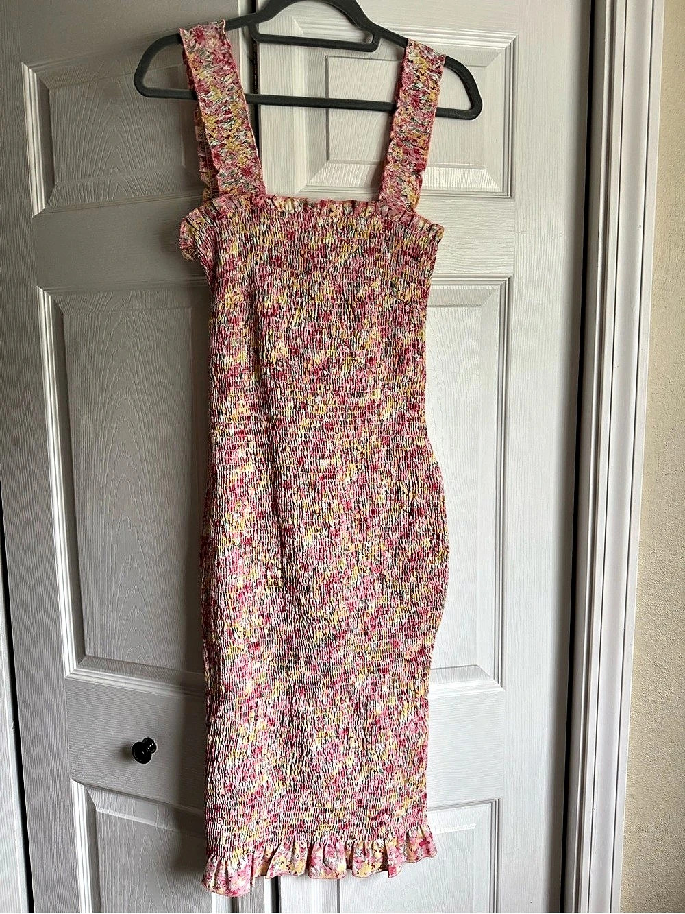 SNDYS Smocked Midi Dress in Pink & Yellow Size Medium